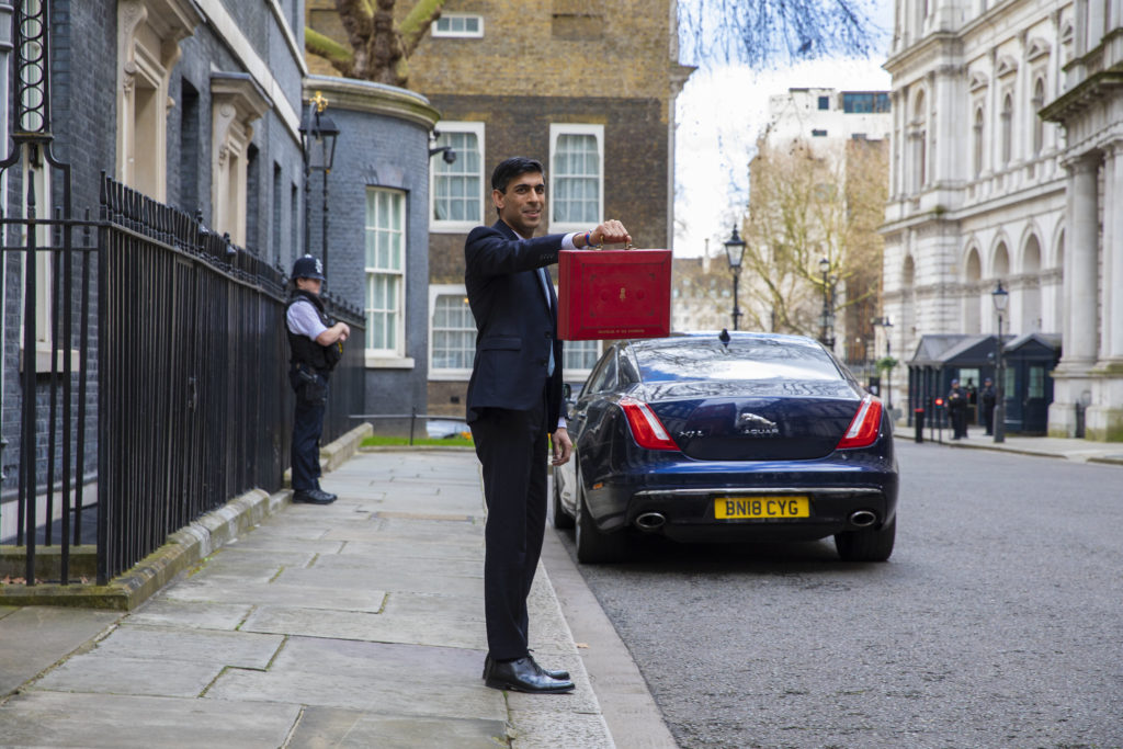 Chancellor called on to continue Green Homes Grant to not 'derail green recovery'