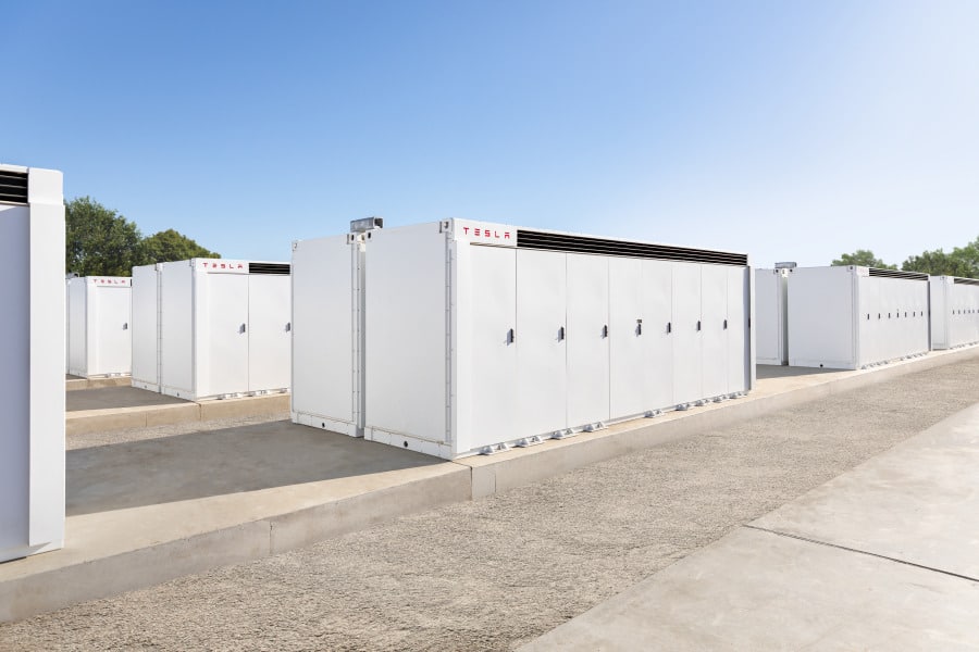 Tesla Megapack 2XL lithium-ion batteries will be provided for the project. Image: TagEnergy.